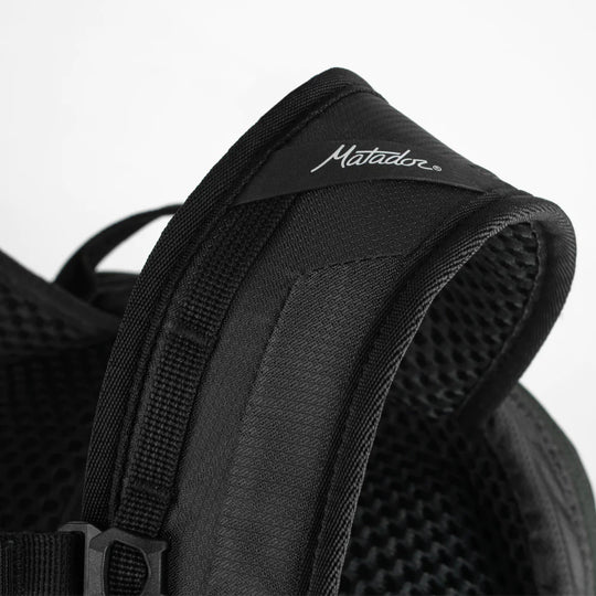 Matador Beast18 2.0 可折叠背包 - 木炭色 MATBE18001BK