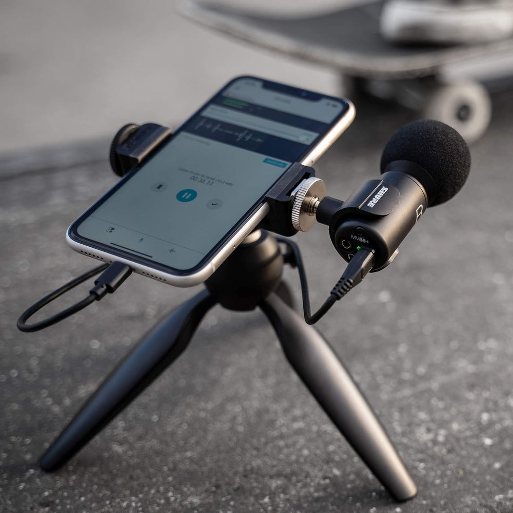 Shure MOTIV MV88+ 视频套件 - 适用于智能手机的数字立体声电容麦克风和三脚架