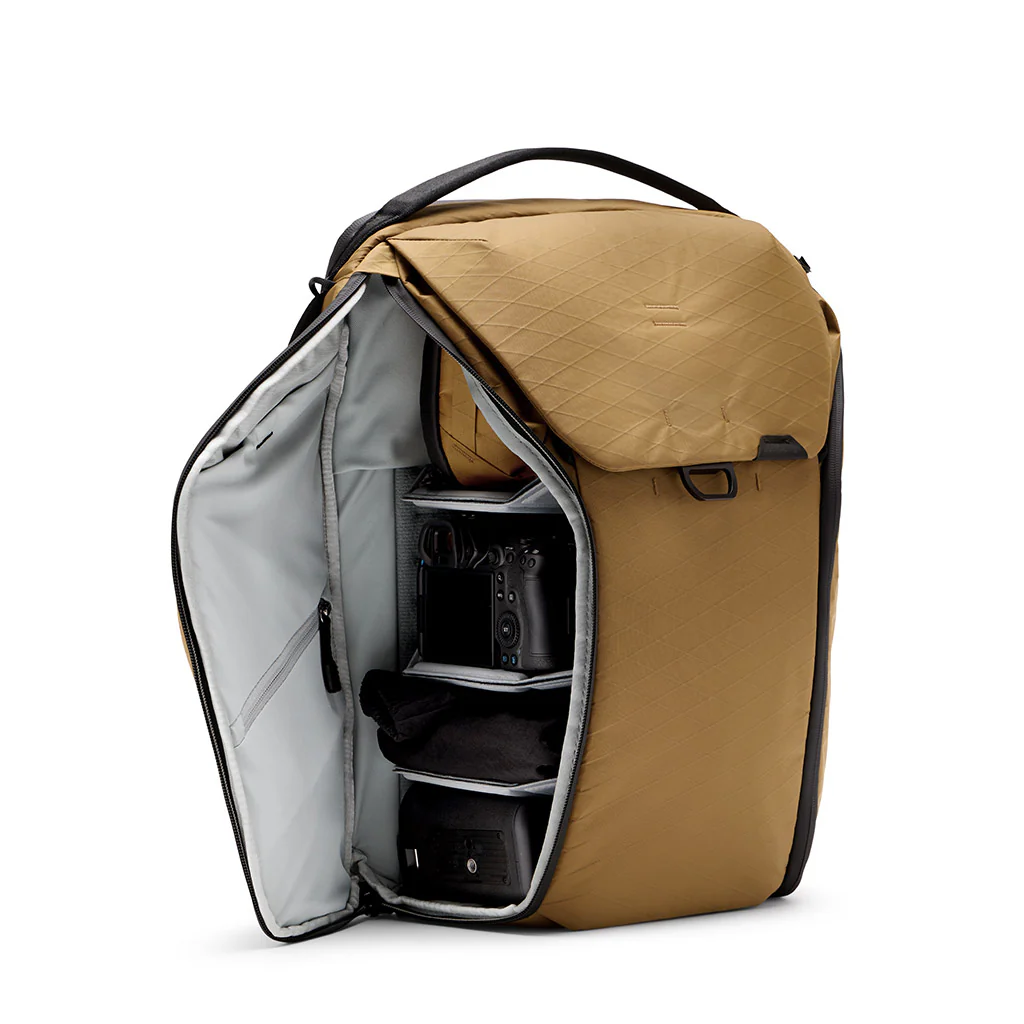 Peak Design 日常背包 30L V2（黑色、炭灰色、午夜蓝、土狼色）