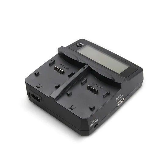 Chromage 双相机电池充电器适用于佳能、尼康、奥林巴斯、富士、索尼（附加 USB 输出）