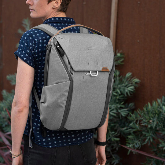 (当天发货)Peak Design Everyday 背包 20L V2 (黑色、木炭色、灰色、午夜蓝、土狼色)