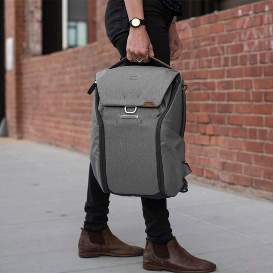 (当天发货)Peak Design Everyday 背包 20L V2 (黑色、木炭色、灰色、午夜蓝、土狼色)