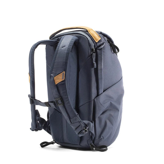 Peak Design 日常背包 30L V2（黑色、炭灰色、午夜蓝、土狼色）