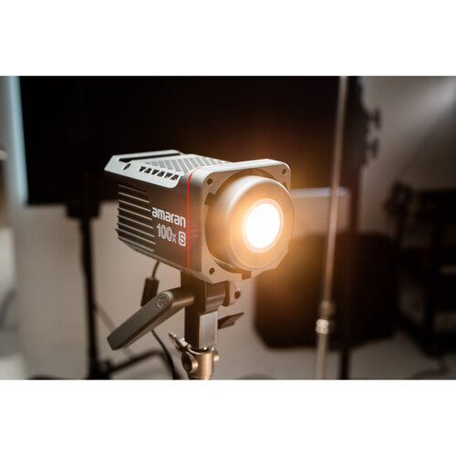 amaran COB 100x S 双色 LED 单灯
